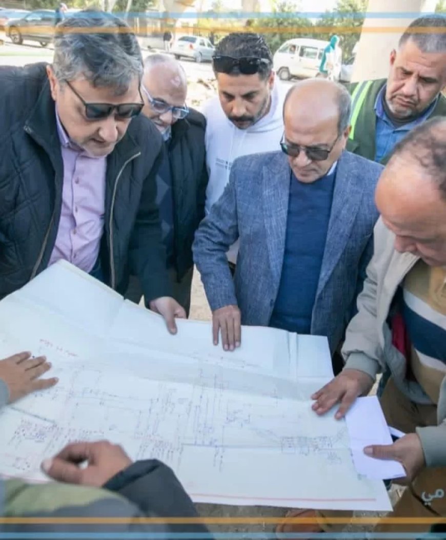 رئيس مياه الإسكندرية يقوم بجولة ميدانية لمتابعة سير العمل بمنطقة غرب المحافظة