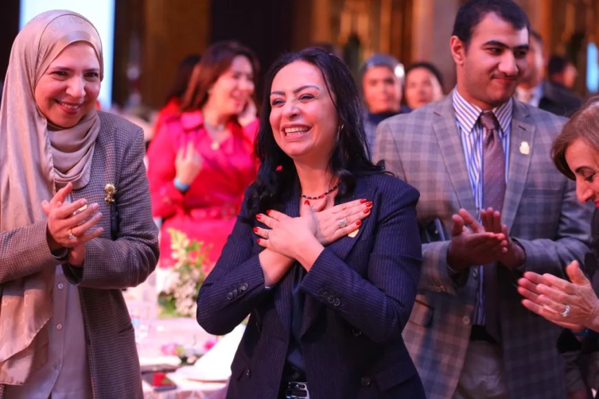 وزيرة التضامن تشهد إحتفالية بهية لمرور عقد من العطاء في خدمة محاربات السرطان