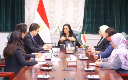 تعليق على  “التضامن” و”جايكا” يناقشان تطبيق النموذج الياباني في الحضانات المصرية بواسطة وزيرة التضامن تكرم فريق عمل مركز استقبال أبناء وبنات العاملين بديوان عام الوزارة - جريدة المساء