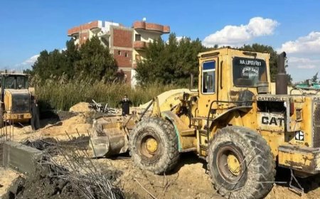 إزالة فورية لـ 5 حالات من تعديات البناء المخالف بالقنطرة غرب