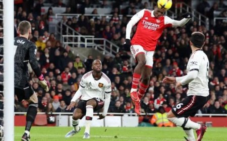 بث مباشر مشاهدة مباراة مانشستر يونايتد و أرسنال في الدوري الإنجليزي 2025