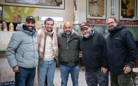 احمد الجندي واياد صالح يزوران “قهوة المحطة” في مدينة الانتاج