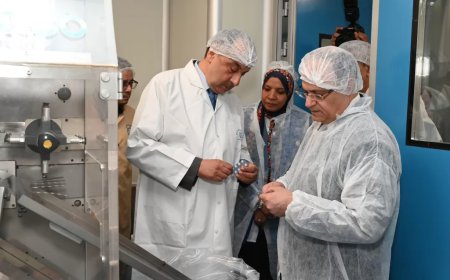 المهندس محمد شيمي وزير قطاع الأعمال العام: اهتمام كبير بتنمية صناعة الدواء في الشركات التابعة وتعزيز دورها في دعم الأمن الدوائي