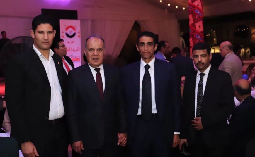 الريادة: تعاون مشترك بين الأحزاب السياسية من أجل مصلحة الوطن