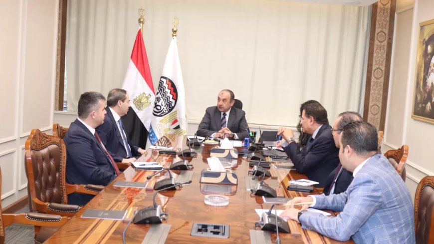قطاع الاعمال العام ؛ تعاون مصري تركي في إنتاج إنتاج الغزول والأقمشة والمفروشات
