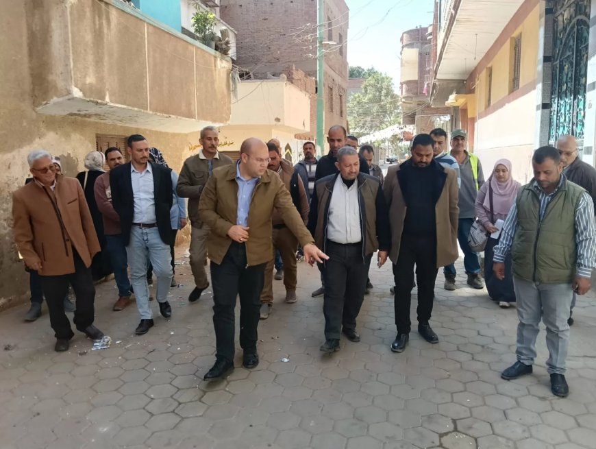 بالصور.. نائب محافظ الجيزة يتفقد مشروعات التطوير بمركز العياط