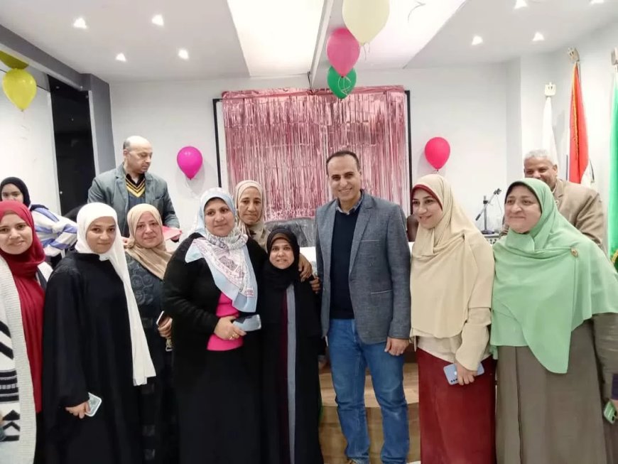 احتفالاً بعيد الأم.. وكيل وزارة الصحة بالشرقية يكرم الأمهات المثاليات بالقطاع الصحي بالمحافظة