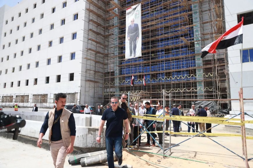 نائب رئيس مجلس الوزراء وزير الصحة ومحافظ المنيا تفقدا مشروعي انشاء مستشفى مغاغة المركزي ووحدة طب الاسرة الشيخ زياد بالمحافظة