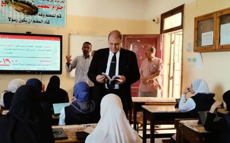 مدير تعليم قنا يفاجئ مدارس قرية الشيخية بإدارة قفط