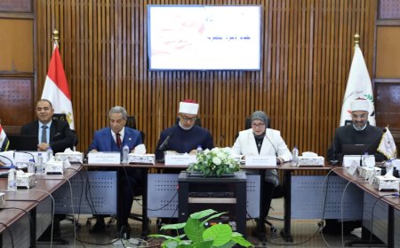 خبراء يناقشون أبرز قضايا الأسرة المصرية: من التفكك إلى التمكين