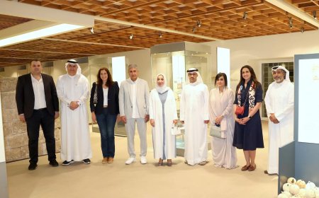 تعزيز التعاون السياحى المشترك بين مصر والبحرين  ..    تبادل الخبرات فى مجالات السياحة المستدامة والرياضية وتنظيم معارض أثرية..        آليات لترويج الوجهات السياحية.. وتسويق برامج  تكاملية