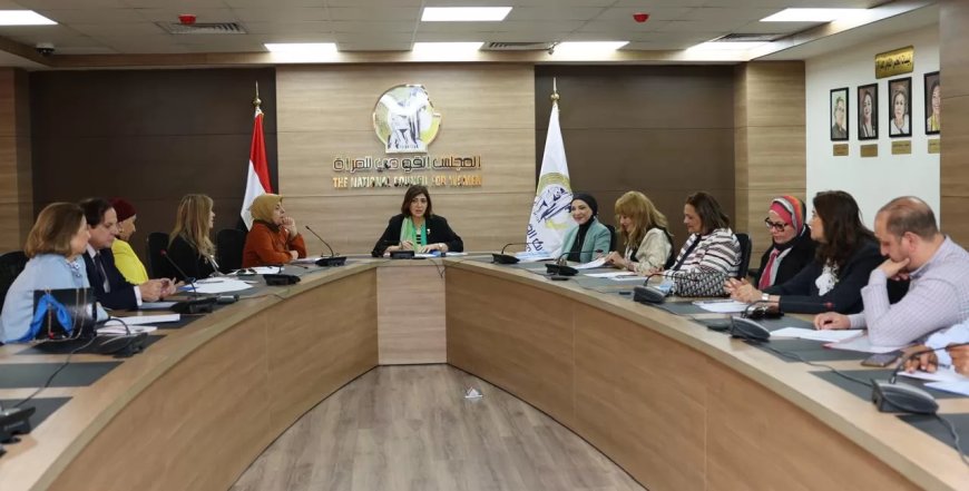 لجنة الاعلام بقومي المرأة تناقش أنشطة حملة بالوعي نحميها و تشيد بفريق رصد  دراما رمضان