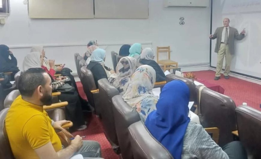 مهارات التفكير الابتكاري لتنمية قدرات المجتمع في دورة بجامعة القناة