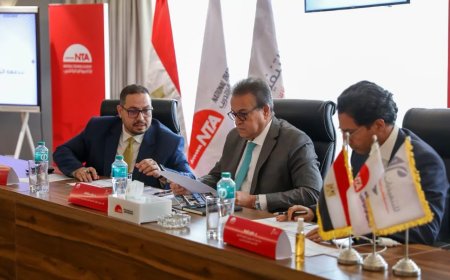 دعماً لتأهيل الكفاءات النسائية للقيادة التنفيذية بالأكاديمية الوطنية للتدريب.. وزير الصحة ترأس إحدى لجان اختبارات القبول لبرنامج “المرأة تقود للتنفيذيات