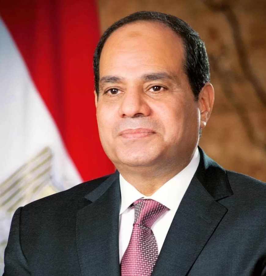 قومى المرأة يشكر الرئيس لتوقيعه على إصدار قانون العمل الجديد.. ويثمن  دعم القيادة السياسية لحقوق المرأة العاملة