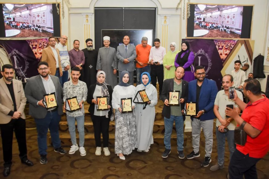 “الشعب الجمهوري” بنجع حمادي يختتم معسكر مراجعات الثانوية العامة بحضور 1000 طالب وطالبة