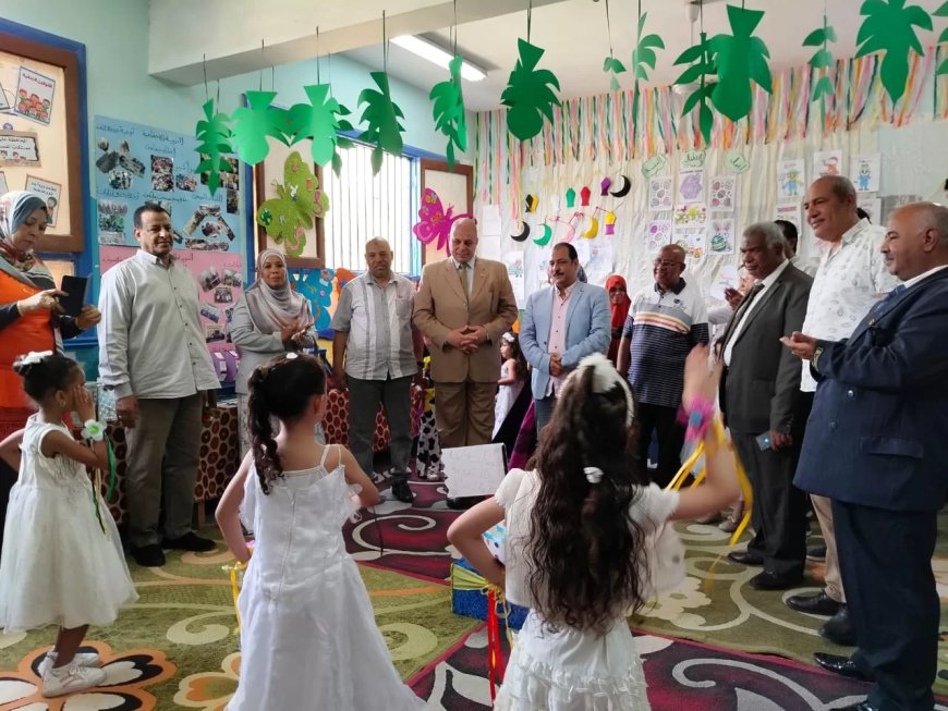مدير تعليم قنا يشهد ختام الأنشطة التربوية بمدرسة مدينة العمال الابتدائية