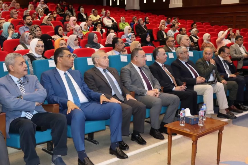 رئيس جامعة الإسكندرية يشهد ورشة عمل حول “تمويل ودعم الاتحاد الأوروبي للبحث العلمي والابتكار” بكلية الهندسة