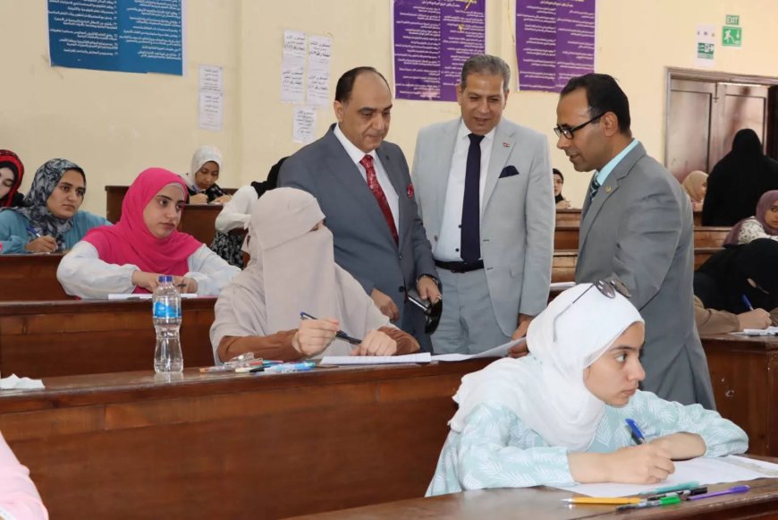 نائب رئيس جامعة الزقازيق للدراسات العليا والبحوث يتفقد امتحانات “تربية نوعية” ويؤكد استمرار دعم الباحثين