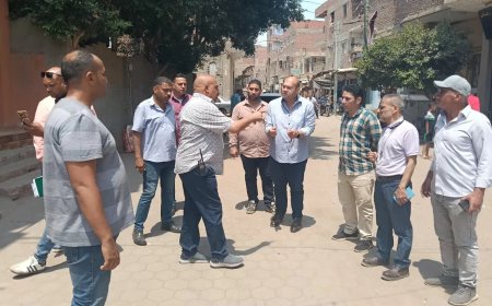 بالصور.. تفاصيل الجولة الميدانية لنائب محافظ الجيزة بمركز أوسيم: إنترلوك ونظافة وإشغالات وملفات تصالح