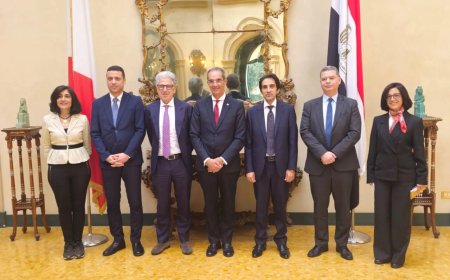 الدكتور/ عمرو طلعت وزير الاتصالات  يختتم زيارته لايطاليا  ويبحث مع مسئولى كبرى الشركات التكنولوجية العالمية فرص التوسع فى استثماراتها فى مصر