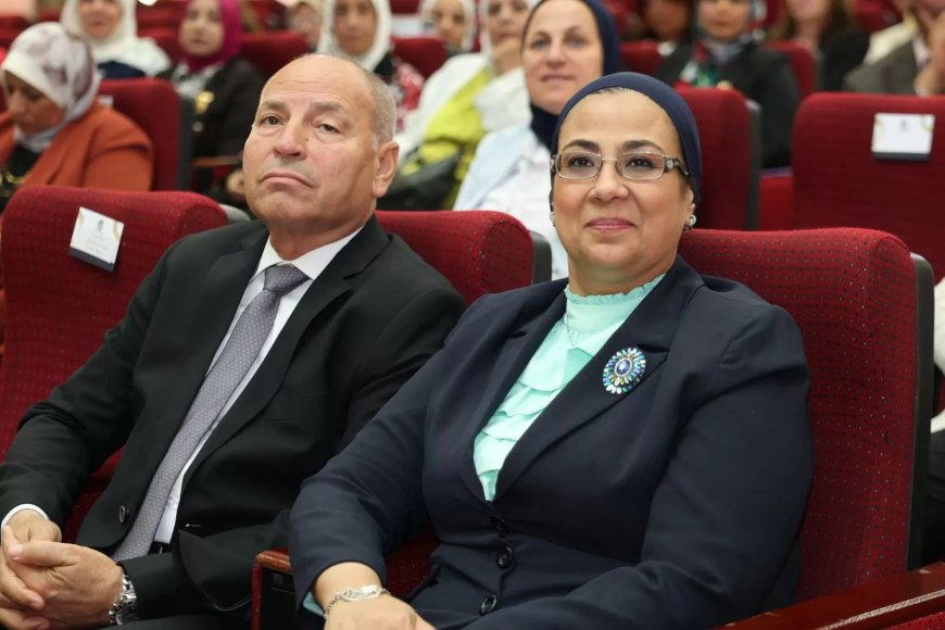 في اطار مبادرة معا بالوعى نحميها  قومي المرأة ينظم لقاءا تنسيقيا مع محافظة القاهرة والمديريات التابعة لها المستشارة أمل عمار: – بناء الوعي لم يعُد ترفًا أو خيارًا، بل هو ضرورة وطنية