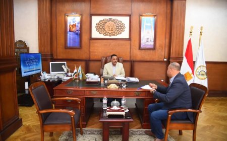 شعيب يناقش فعاليات الفعاليات الرياضية الصيفية لاستغلال طاقات الشباب بمطروح