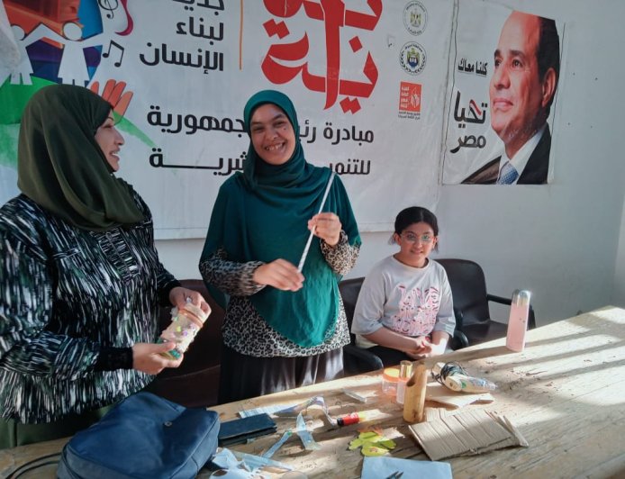 ثقافة ديروط تطلق أولى فعاليات ورشة فن طى الورق للاطفال