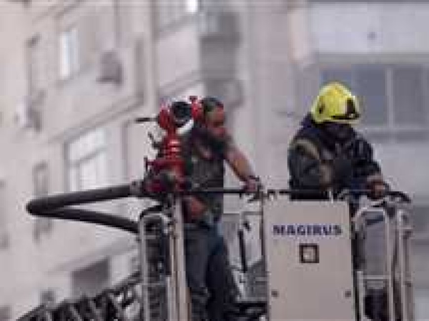 السيطرة على حريق داخل مصنع مواد غذائية بـ القطامية دون إصابات