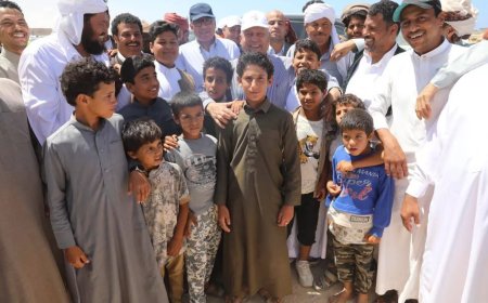 في لفتة إنسانية خلال تفقده محطة سيدي عبد الرحمن بالعلمين