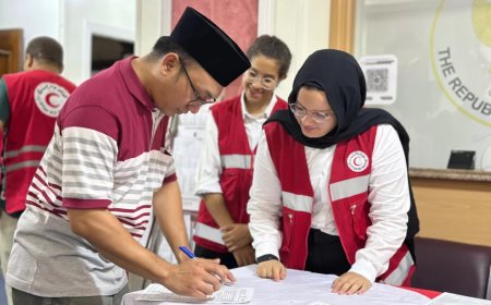 الهلال الأحمر وسفارة إندونيسيا يتعاونان لتوفير دم آمن للمرضى