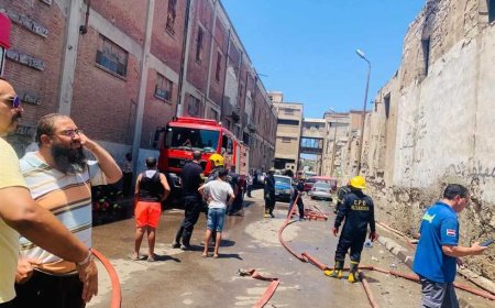 إصابة شخصين باختناق في حريق شقة بالخانكة