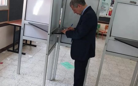 رئيس جامعة الغردقة يشارك فى انتخابات مجلس الشيوخ