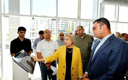 وزير الإسكان يشهد بدء التشغيل التجريبي لمركز خدمات هيئة المجتمعات العمرانية الجديدة بمدينة العلمين الجديدة