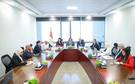 وزير الصحة.. بحث خطط شركة «أكدبما» للتوسع في الصناعات الدوائية وفتح أسواق جديدة للتصدير