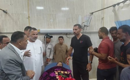 محافظ مطروح يتفقد المصابين فى حادث القطار بمستشفى الضبعة ورأس الحكمة