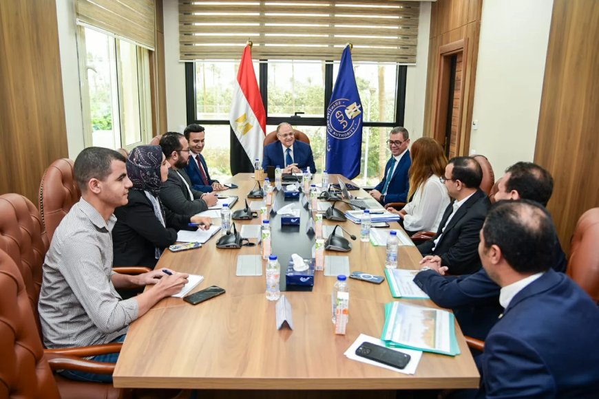 رئيس هيئة الدواء المصرية بحث مع شركة فياترس خطط توطين صناعة الأدوية وتعزيز الاستثمار الدوائي