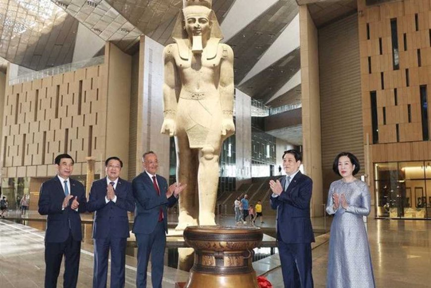 عبد الرحمن خالد صاحب فيديو المتحف المصري الكبير يعود إلى منزله بـ المطرية بعد إخلاء سبيله