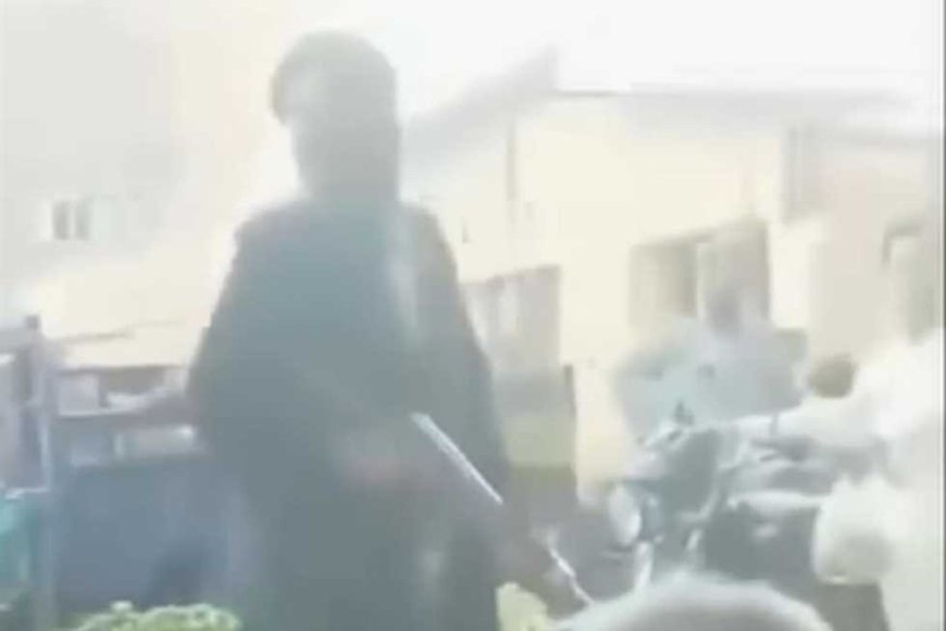 قبل سفره للخارج.. ضبط متهم بمشاجرة سوق أبو دياب في دشنا واستمرار ملاحقة «صدام»