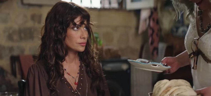 صبا مبارك تواجه نسيان كريم فهمي لها في “220 يوم”