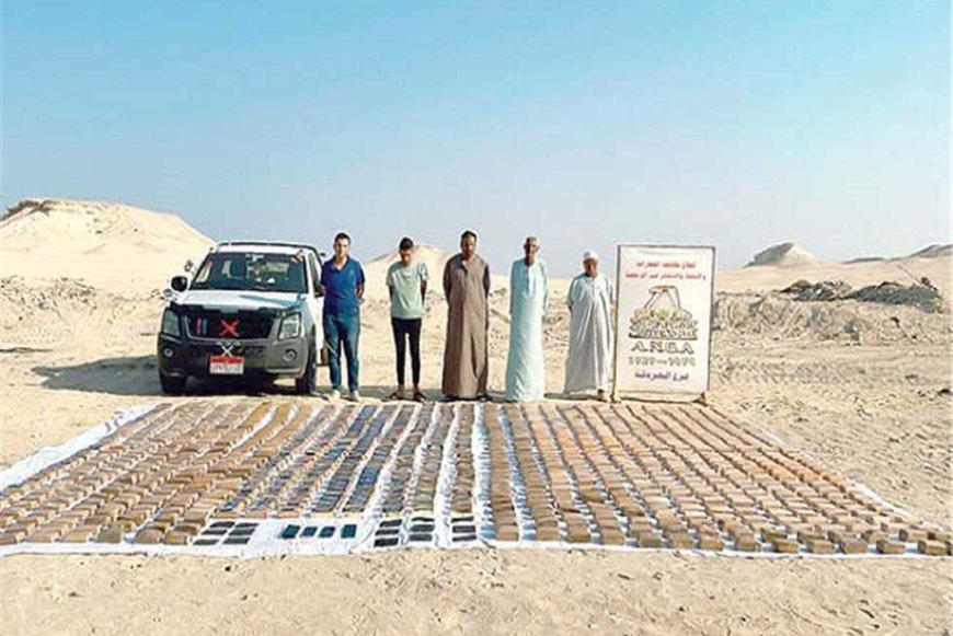 تجديد حبس تشكيل عصابى بتهمة حيازة طن حشيش قيمته ١٠٠ مليون جنيه فى سفاجا