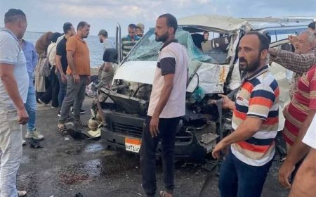 إصابة 7 أشخاص في حادث تصادم سيارتين على الطريق الدولي بورسعيد دمياط