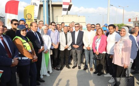 وزير الإسكان ومحافظ الشرقية يتفقدان محطة معالجةصرف صحي أبوكبير