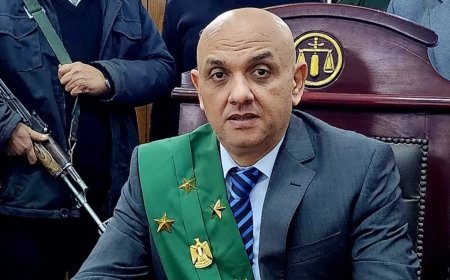 دموع واعترافات.. “هاجر” أمام الجنايات بتهمة قتل 5 أطفال ووالدهم بالخبز المسموم في دلجا