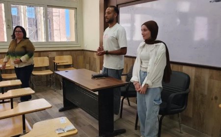 لقاء تعريفي موسع لطلاب قسم اللغة الفرنسية الجدد بجامعة مطروح.