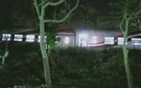 خروج قطار بضائع عن القضبان في بني سويف.. والأجهزة الأمنية تنتقل لموقع الحادث