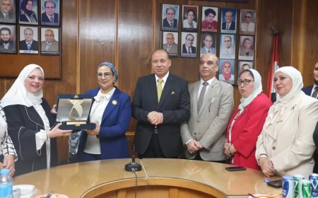 خلال زيارتها لمحافظة الدقهلية:  المستشارة أمل عمار ووفد المجلس يتفقدون وحدة مناهضة العنف ضد المرأة ووحدة المرأة الآمنة بجامعة المنصورة ومستشفى الأطفال الجامعي