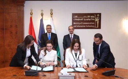 وزير الاتصالات ومحافظ الجيزة يشهدان توقيع مذكرة تفاهم لمشروعات التطوير المؤسسى الرقمى لديوان المحافظة