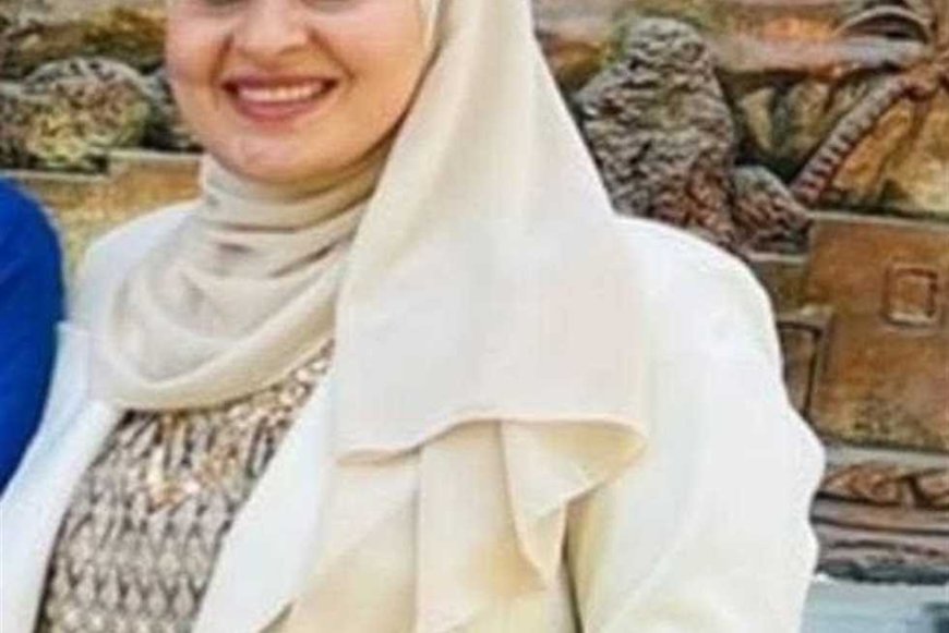 مصرع طبيبة وإصابة 9 آخرين في انقلاب ميكروباص بطريق «سفاجا-قنا»