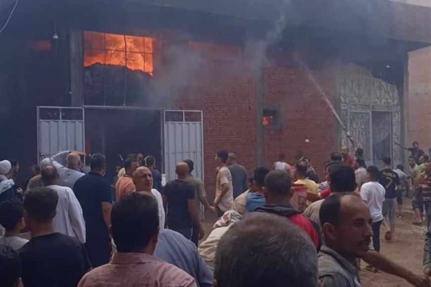 بسبب أنبوبة غاز.. إصابة 3 أشخاص من أسرة واحدة في حريق منزل بالدقهلية
